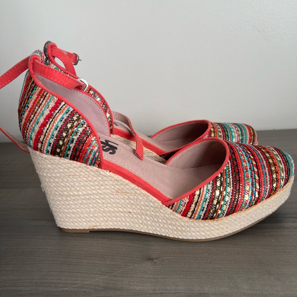 Colorful Striped Wedge Sandals with box might used once  fits regular size 40